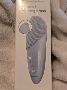 Dermalactives PureSkin ✨️ Cleansing Brush - NEW